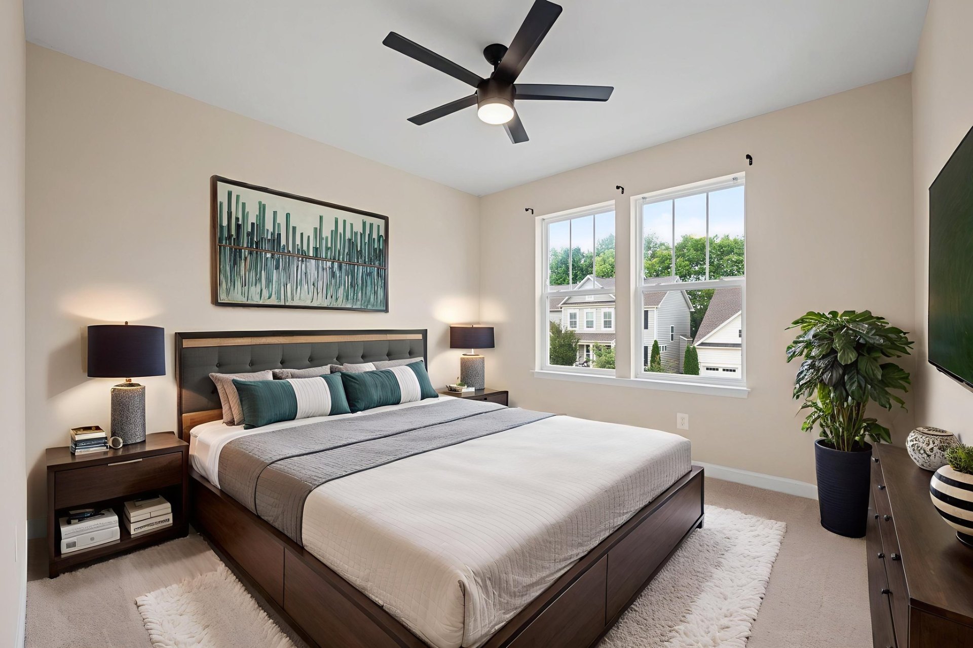 Bedroom – Dark Wood Virtual Staging
