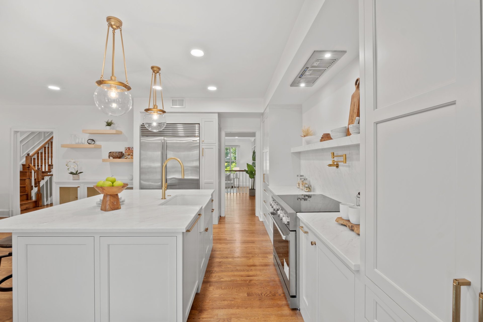 Kitchen – Luxury Island & Pendants