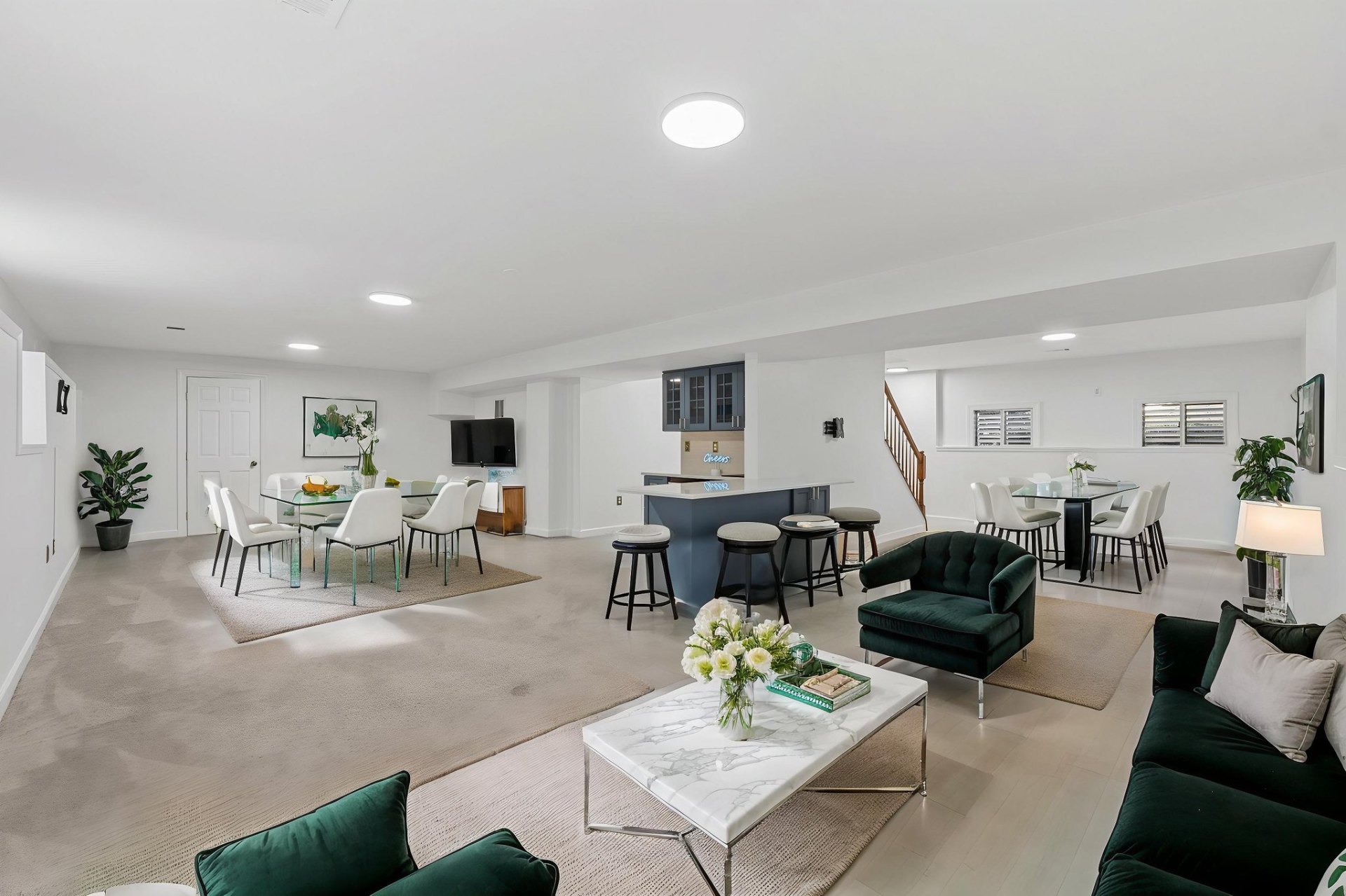 Open Concept – Living & Kitchen