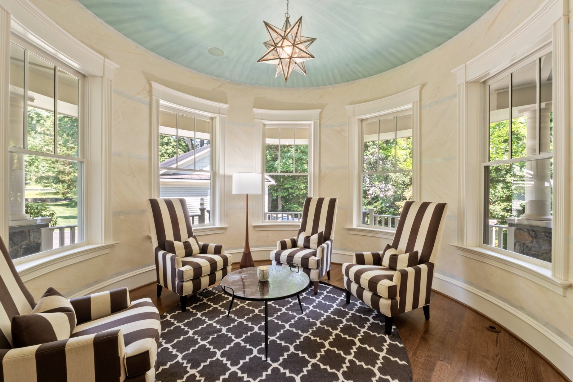 Turret Sitting Room – Victorian